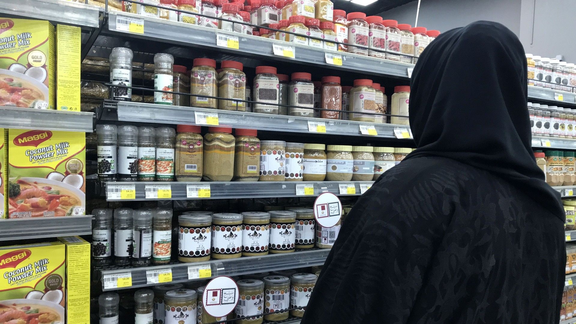 Descifrando Qatar 2022: Lista de precios aproximados en un supermercado qatarí