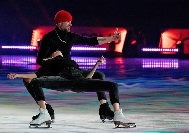 El ex patinador artístico Roman Kostomarov sufrió otro derrame cerebral