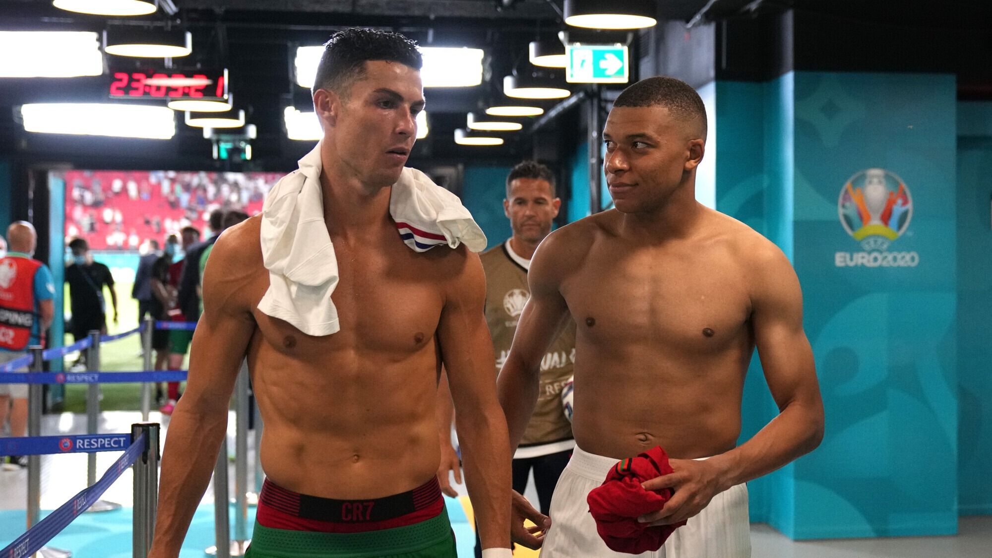 Kylian Mbappe Reacts to Comparisons to Cristiano Ronaldo