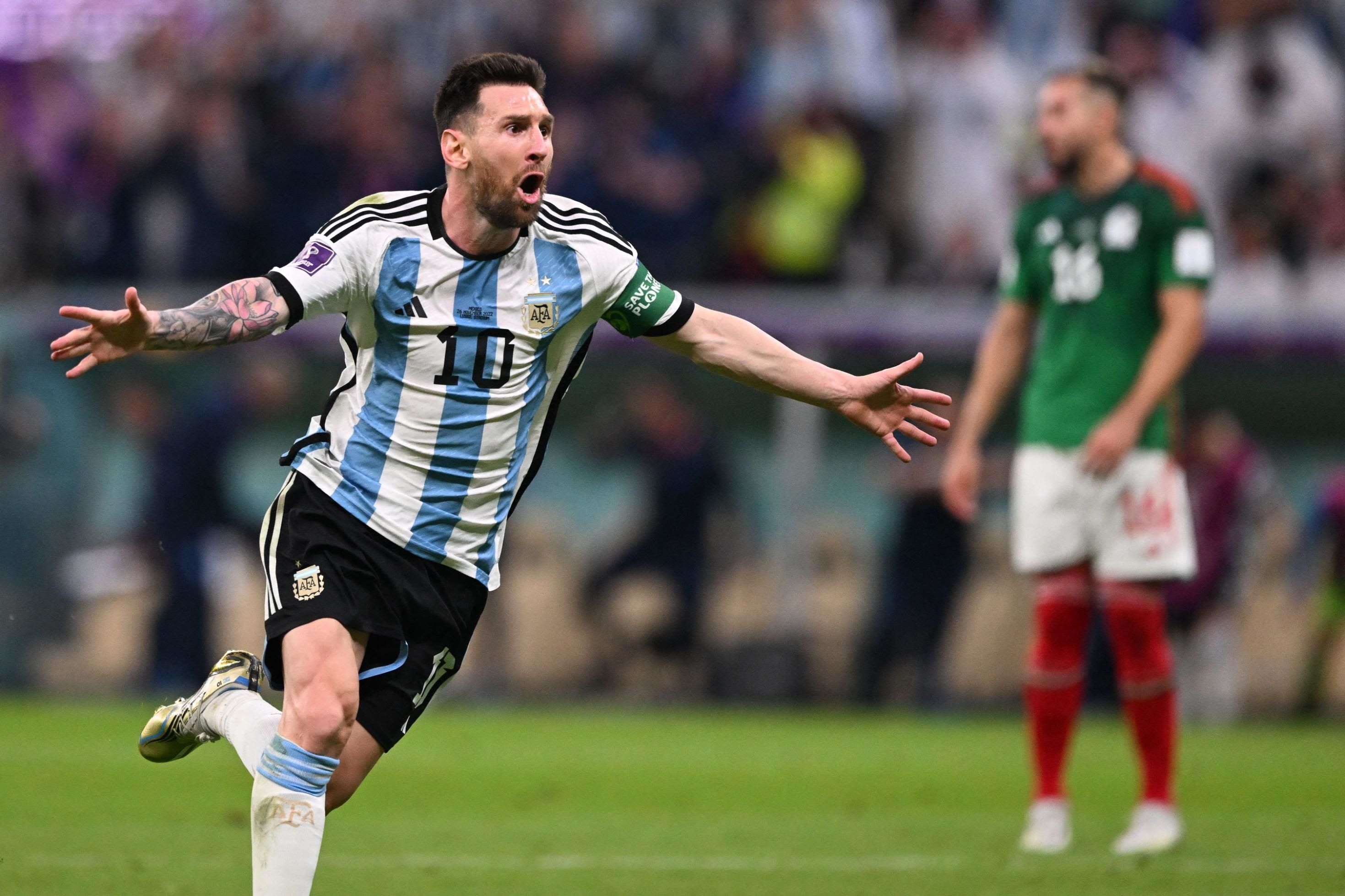Koeman calls Messi the best player in the world, capable of changing the result in a second