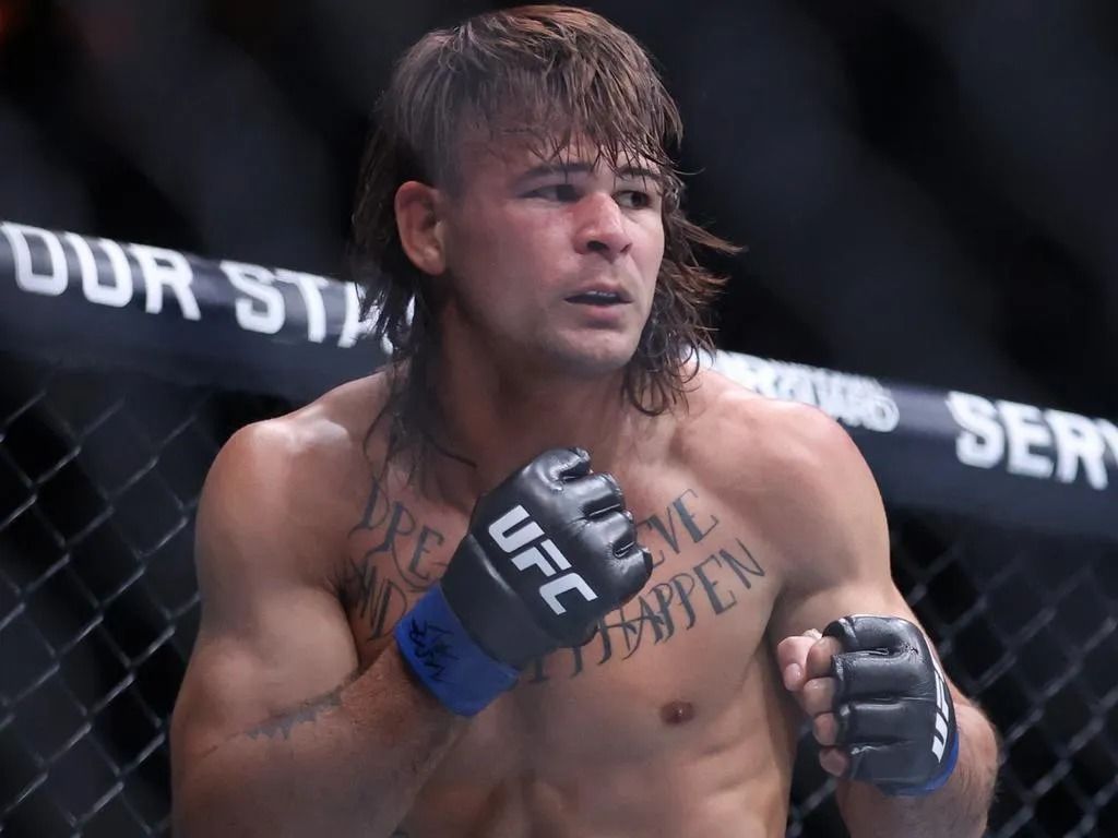 Lopes Aims to Return to the Octagon in January 2026
