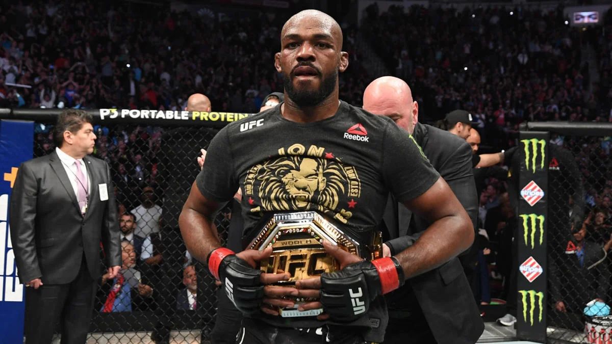 Jones returns to top of UFC P4P rankings for first time since 2020