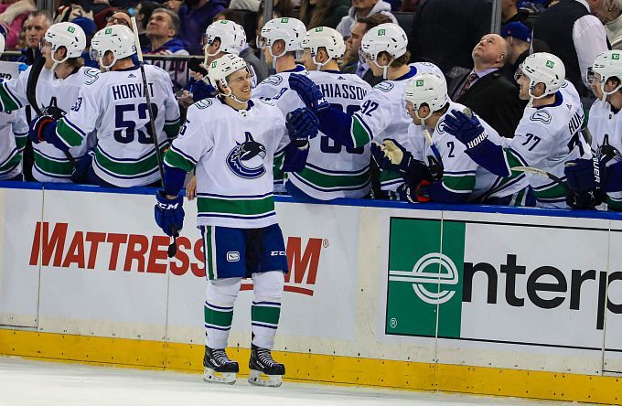 New Jersey Devils vs Vancouver Canucks Prediction, Betting Tips & Odds │1 MARCH, 2022