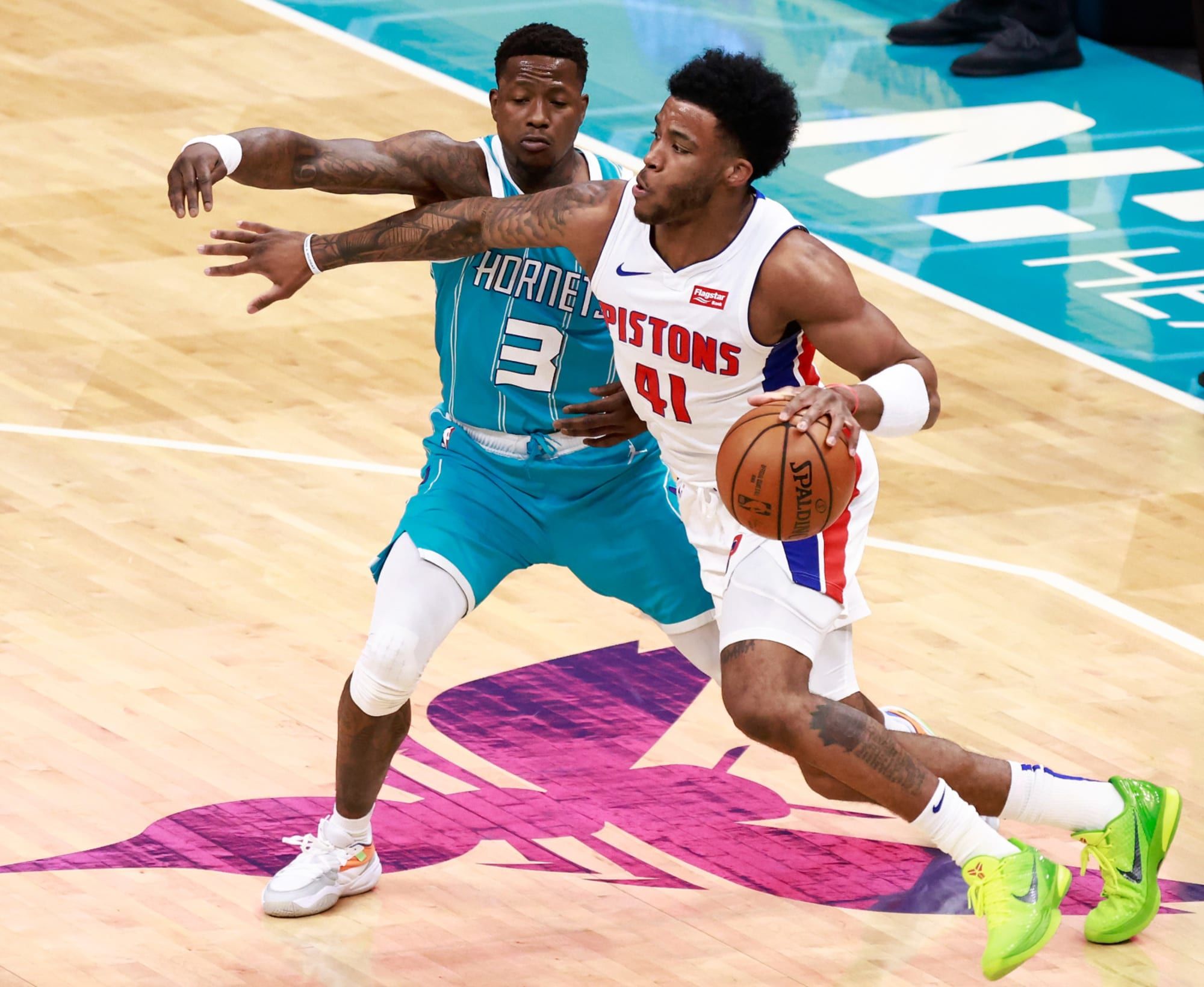 Charlotte Hornets vs. Detroit Pistons - NBA (2/11/22)