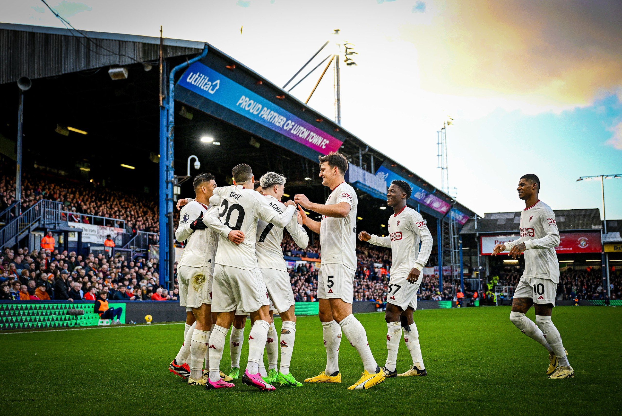 Manchester United vs Fulham. Pronóstico, Apuestas y Cuotas│24 de febrero de 2024