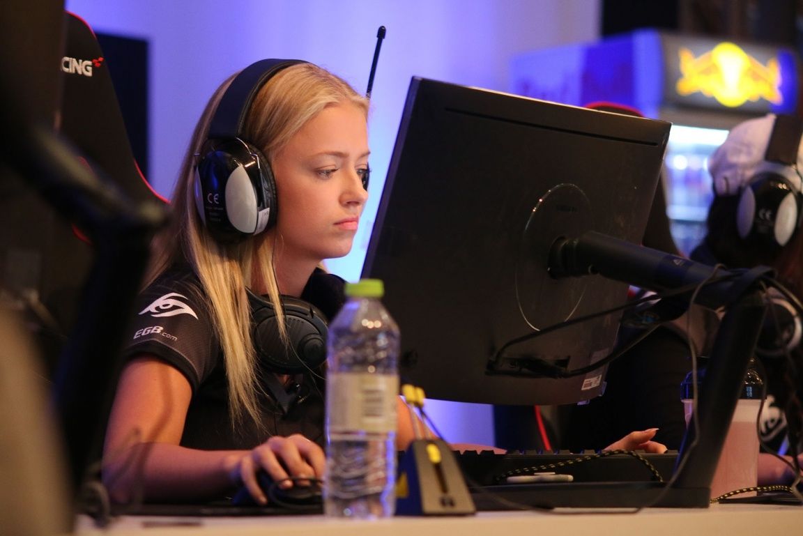 The women's CS:GO overview