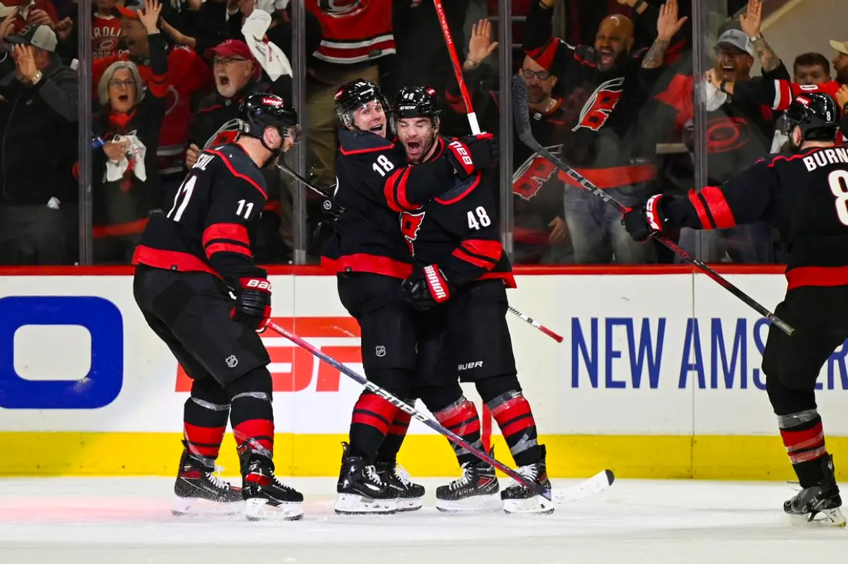 New York Islanders vs Carolina Hurricanes Prediction, Betting Tips & Odds │26 APRIL, 2024