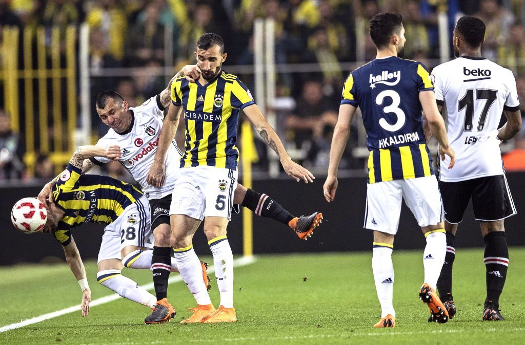 Besiktas vs Fenerbahce Prediction, Betting Tips & Odds │02 OCTOBER, 2022