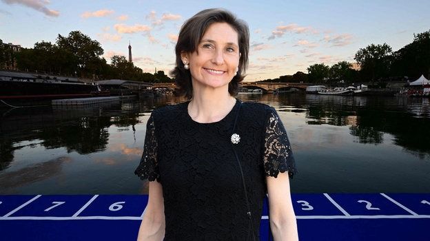 French Sports Minister Swims In Seine 13 Days Before 2024 Olympic Games