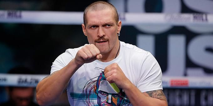 Usyk may have an exhibition fight with Álvarez or Mayweather
