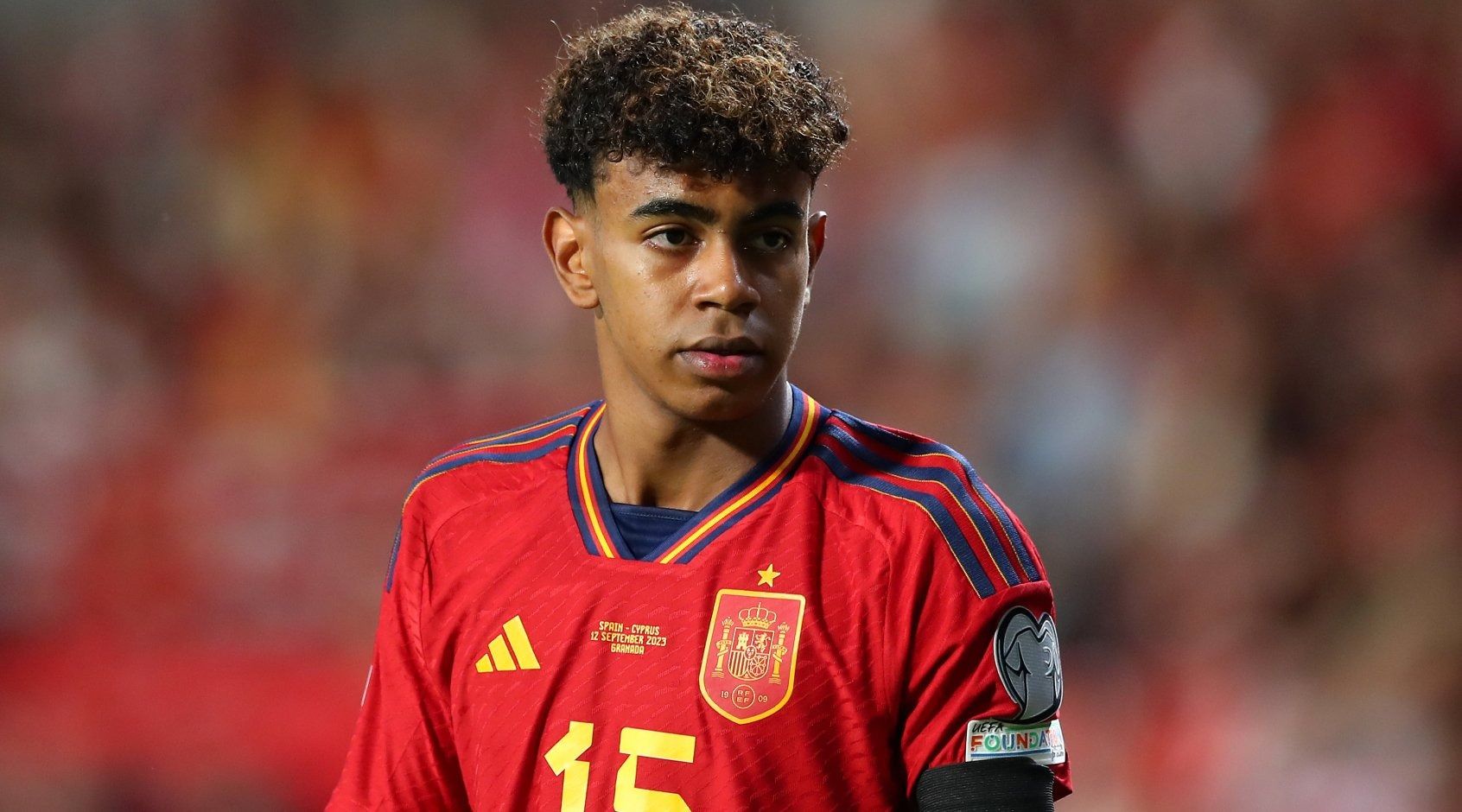 Yamal Will No Longer Offer Free Autographs After Ad Contract