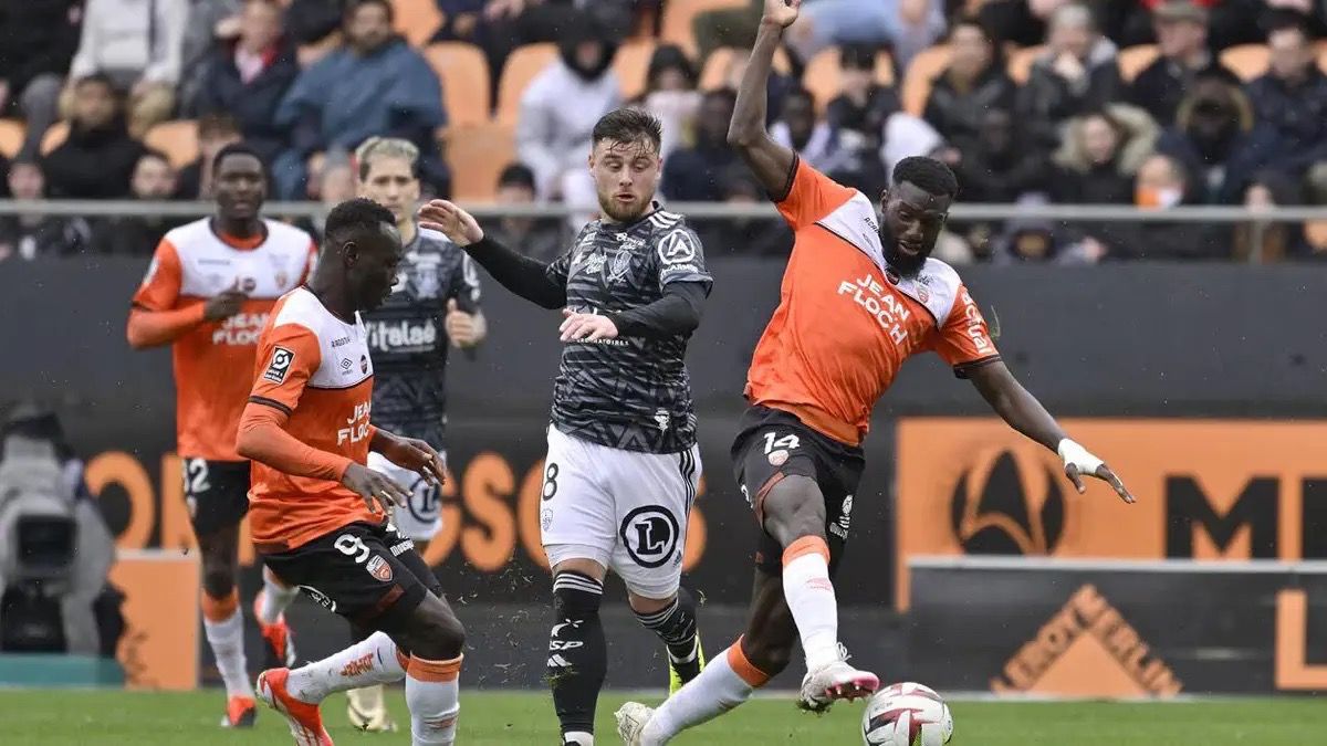 Lorient vs Brest: Prediction for the Match on October 19, 2025