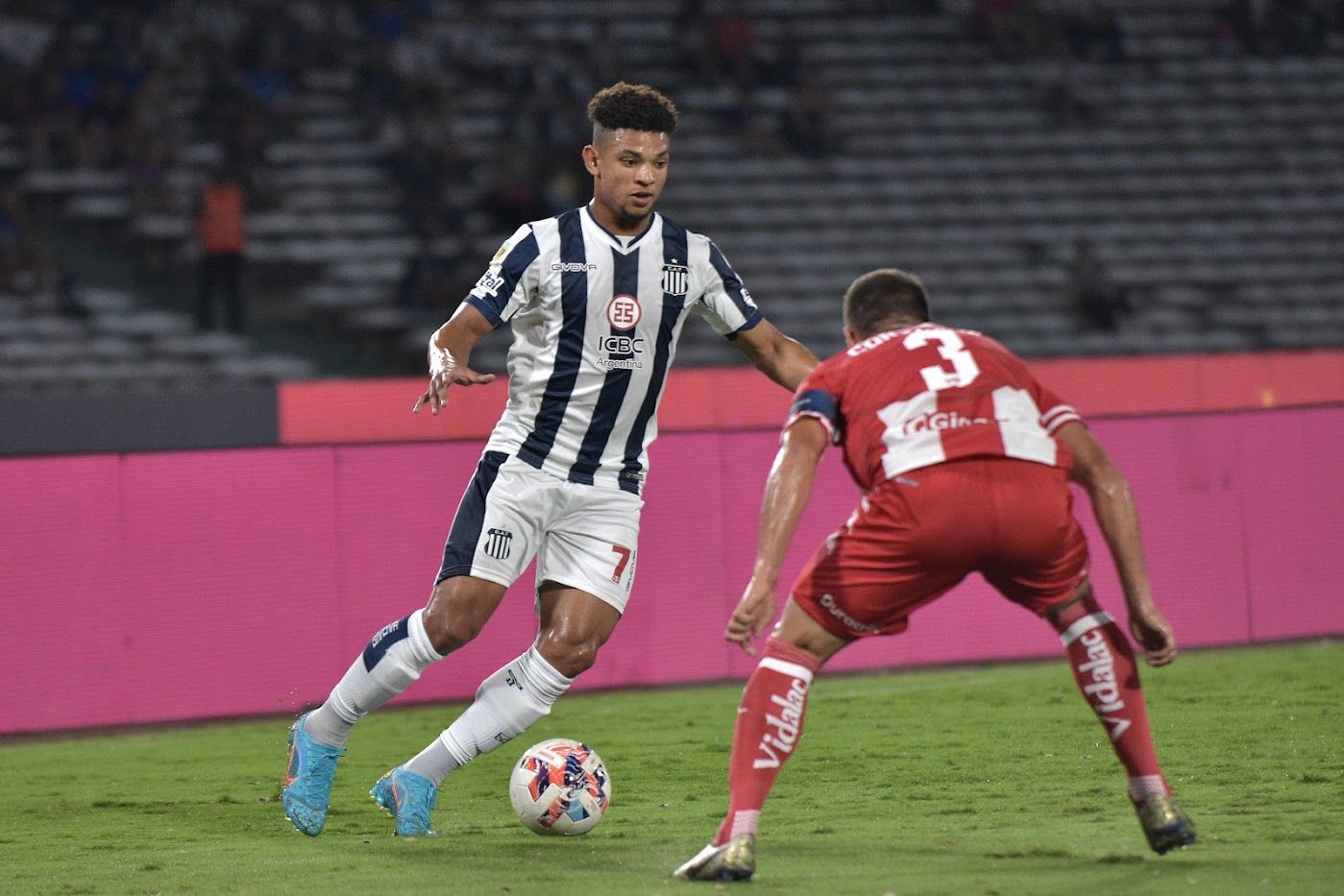Racing Club Montevideo vs Penarol Prediction, Betting Tips & Odds