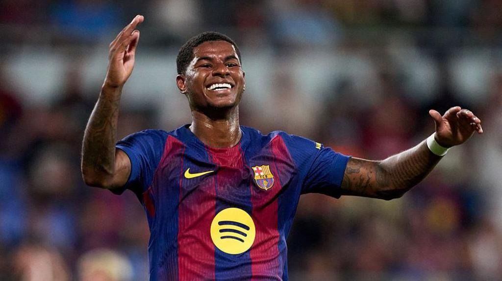 Marcus Rashford Believes Barcelona Can Complete a Treble