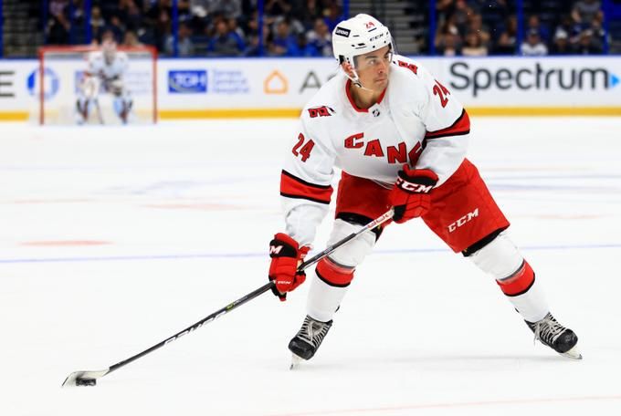 Carolina Hurricanes vs. New York Rangers. Pronóstico, Apuestas y Cuotas | 24 de marzo de 2023