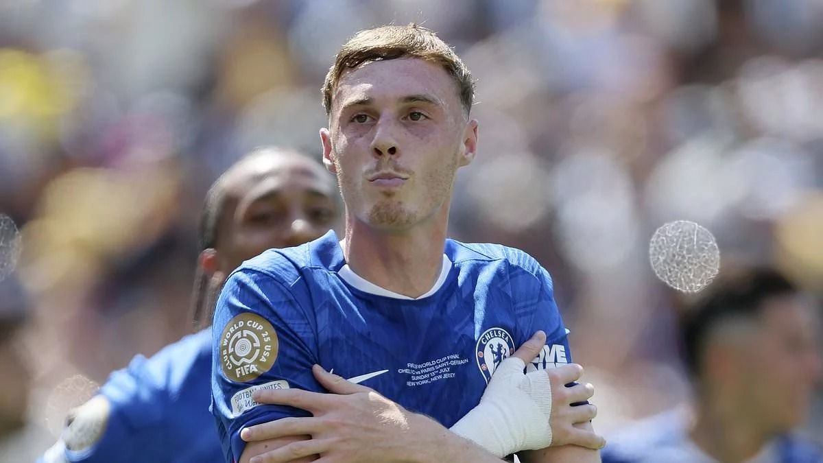 Chelsea Player Palmer Ready to Face Arsenal in Premier League Match