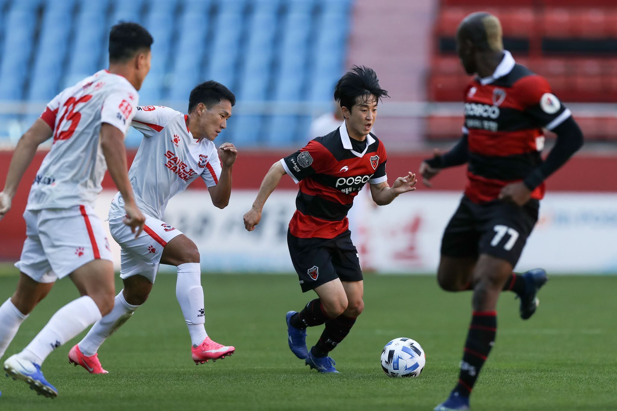 Pohang Steelers vs Gimcheon Sangmu Prediction, Betting Tips & Odds | 20 APRIL 2024