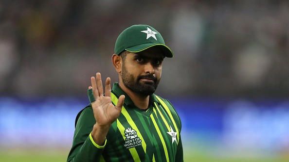 Pakistan Coach Mike Hesson Stands Firm: No Babar Azam in Asia Cup Squad