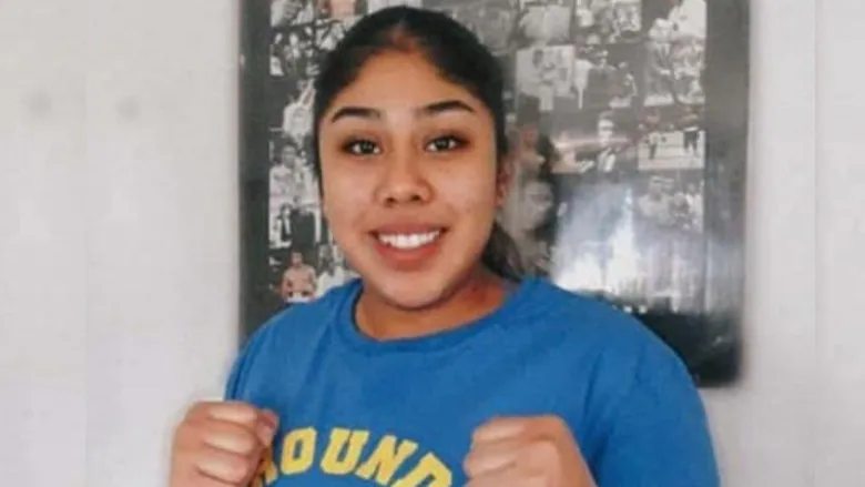 Mexican boxer Jeanette Zacarias Zapata dies four days after knockout blow