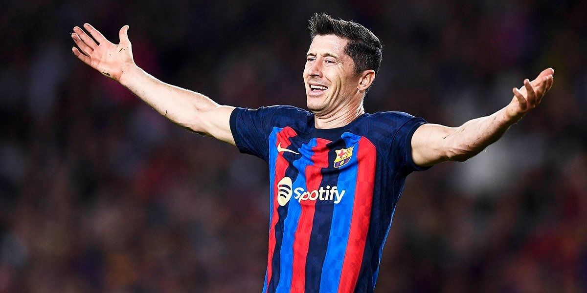 Robert Lewandowski Equals Neymar’s Goal Tally for Barcelona