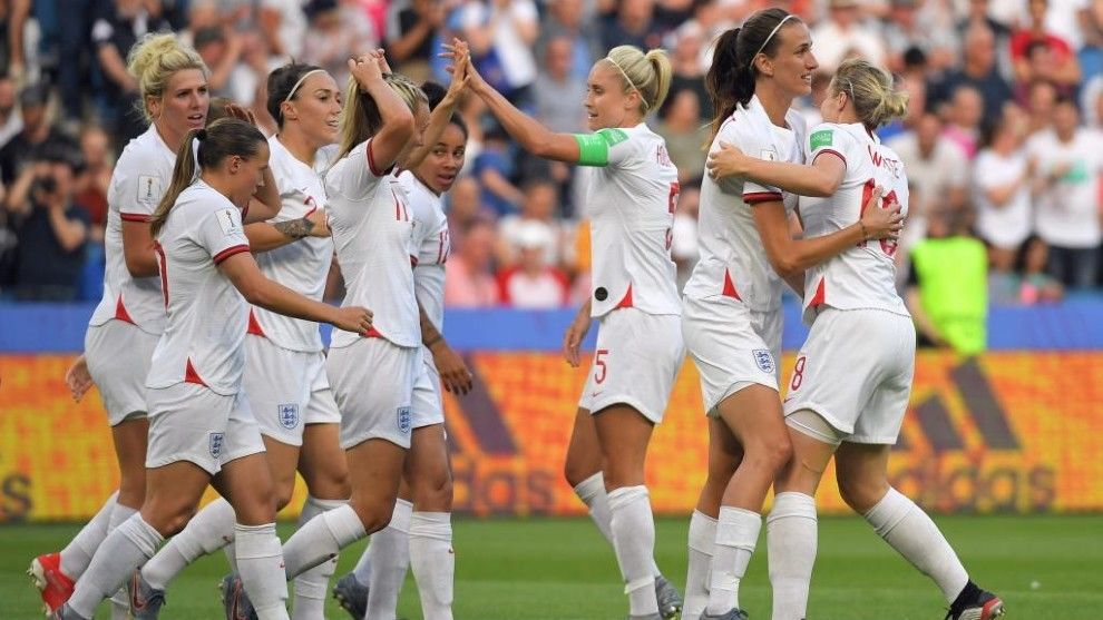 Inglaterra Femenino vs Austria Femenino. Pronóstico, Apuestas y Cuotas. | 06 de julio de 2022