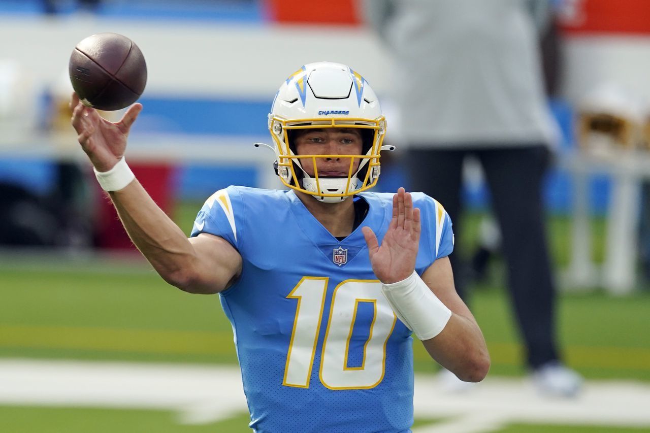 Philadelphia Eagles vs Los Angeles Chargers Prediction, Betting Tips & Odds │8 NOVEMBER, 2021