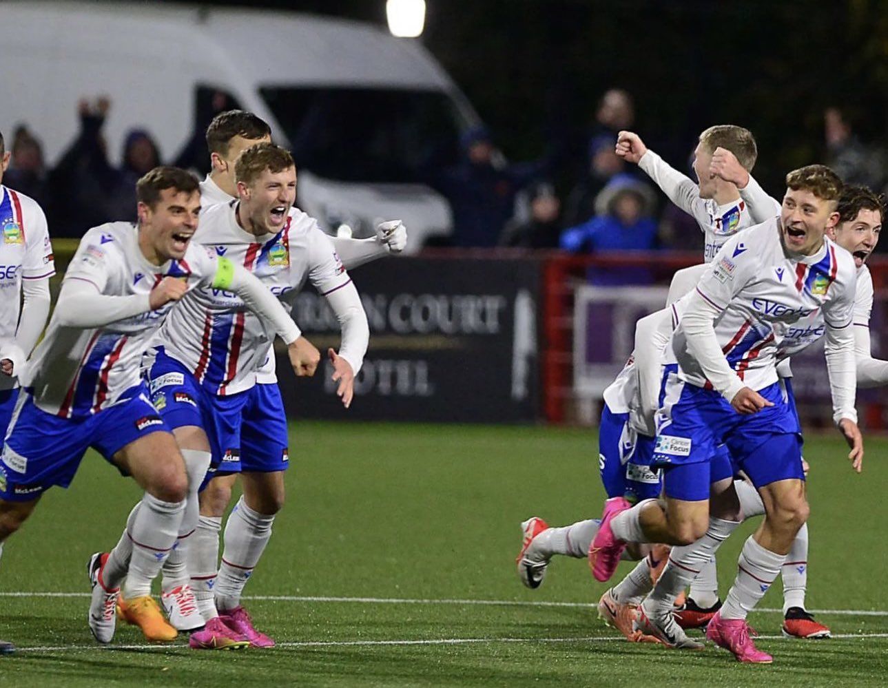 Linfield FC vs Dungannon Swifts FC Prediction, Betting Tips & Odds | 27 JANUARY 2024