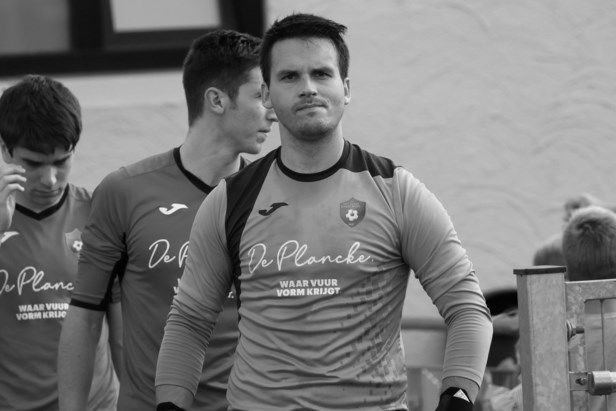 25-year-old Belgian goalkeeper dies after saving a penalty