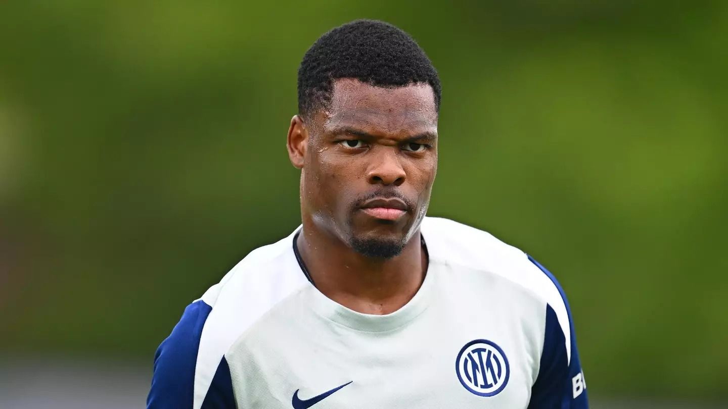 Barcelona Reconsider Inviting Inter Defender Denzel Dumfries