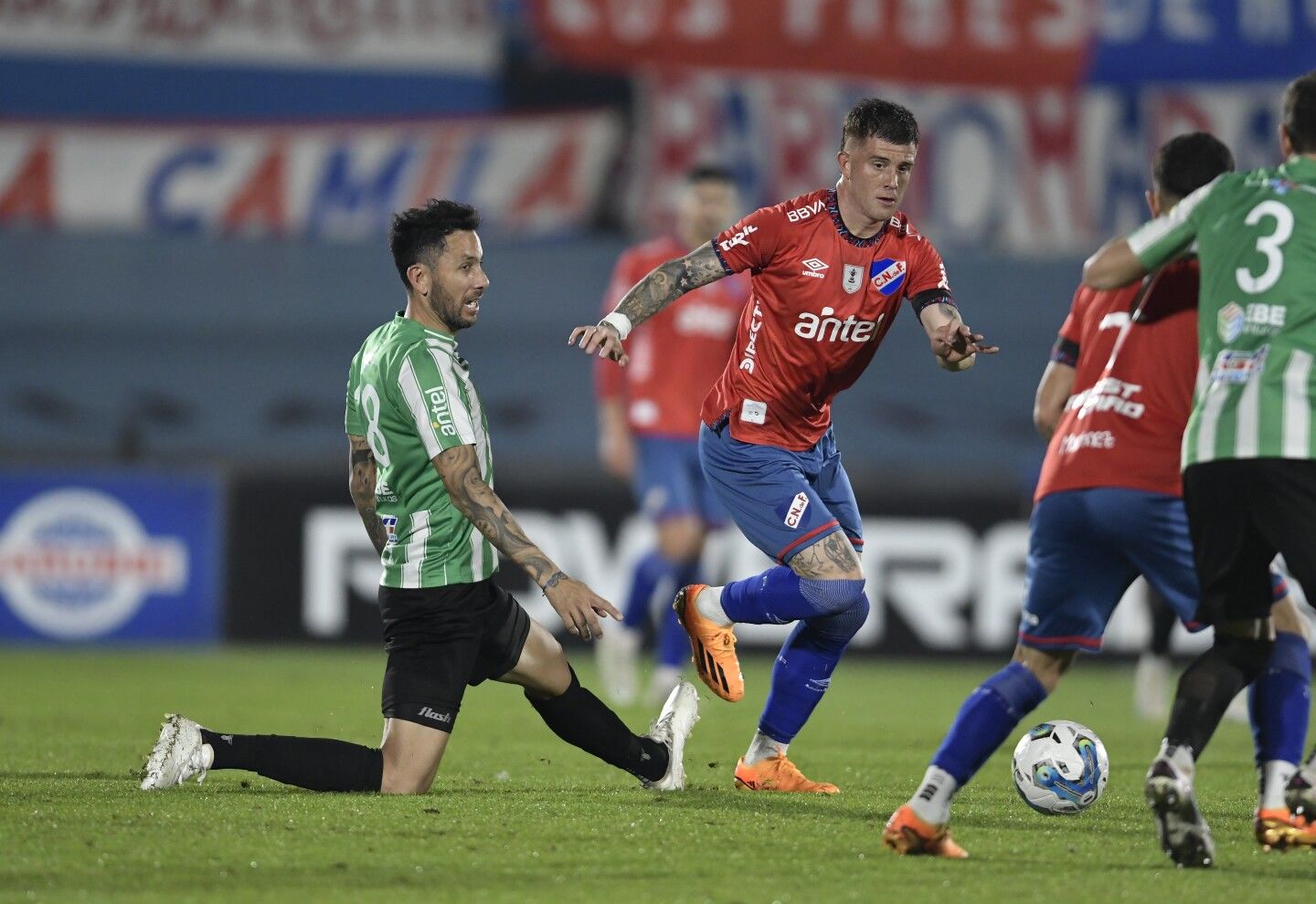 Nacional vs. Racing Montevideo. Pronostico, Apuestas y Cuotas│ 4 de mayo de 2024