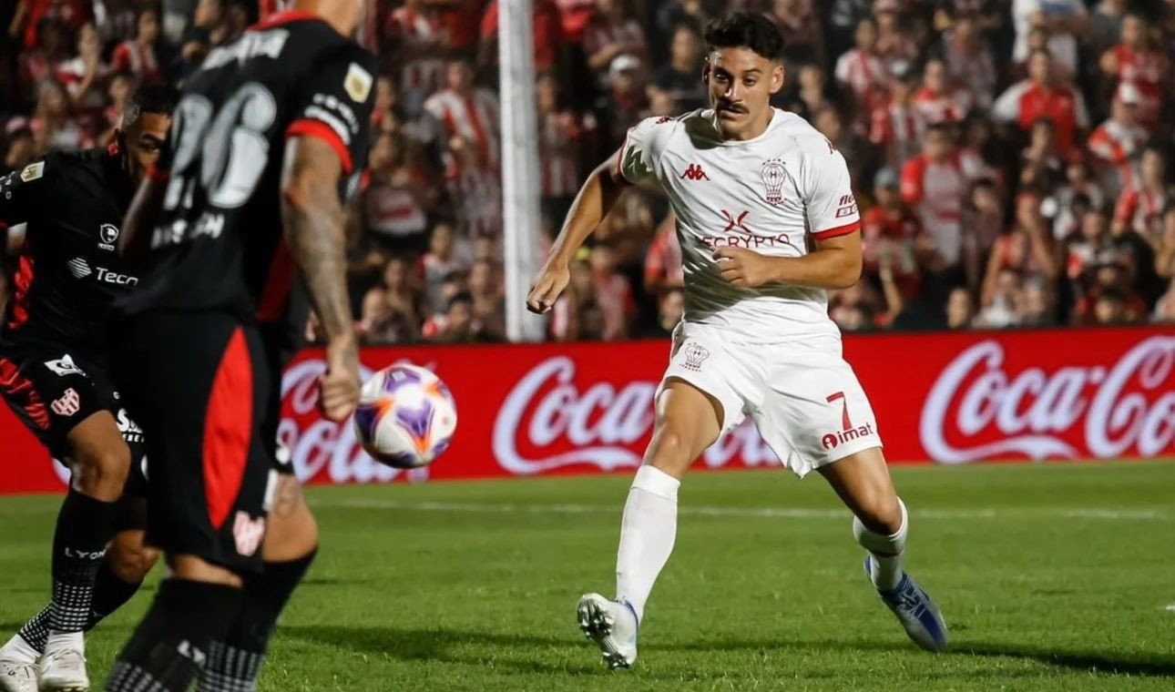 Huracán vs. Instituto de Córdoba. Pronostico, Apuestas y Cuotas│21 de octubre de 2023