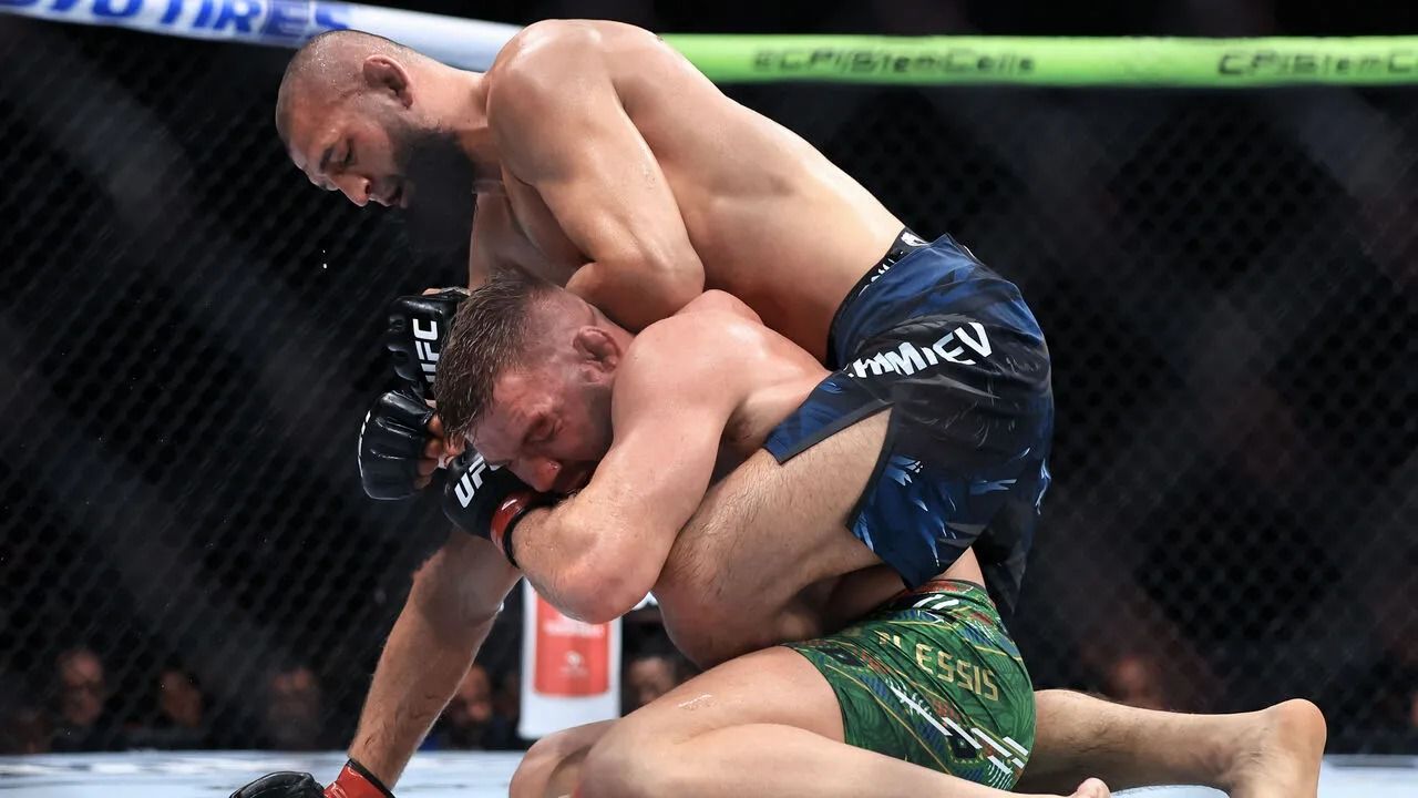 Chimaev Gave Du Plessis a Wrestling Manual: Malykhin