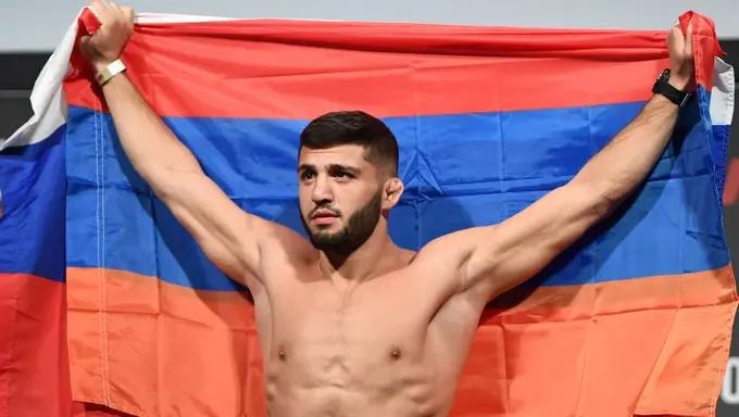 Tsarukyan vs. dos Anjos fight is in the works for UFC Fight Night on April 29