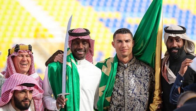 Cristiano Ronaldo sigue conquistando el corazón de los saudíes 