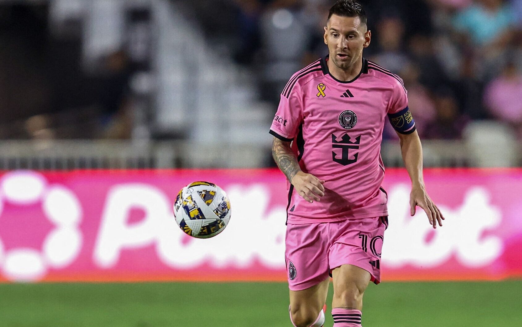 Messi Receives Yellow Card for Shouting at Referee in MLS Match