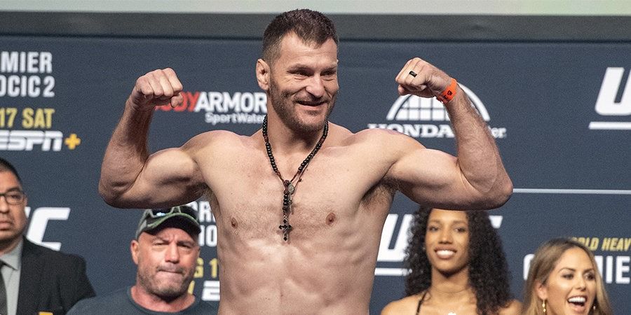 Cormier: Miocic Lived The Life Of A Normal Person For Four Years, Can He Compete With Jones?
