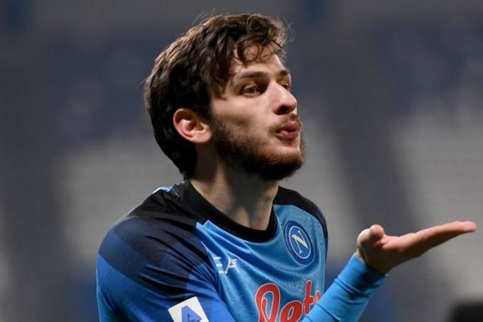 Eintracht vs Napoli. Pronóstico, Apuestas y Cuotas│20 de Febrero de 2023