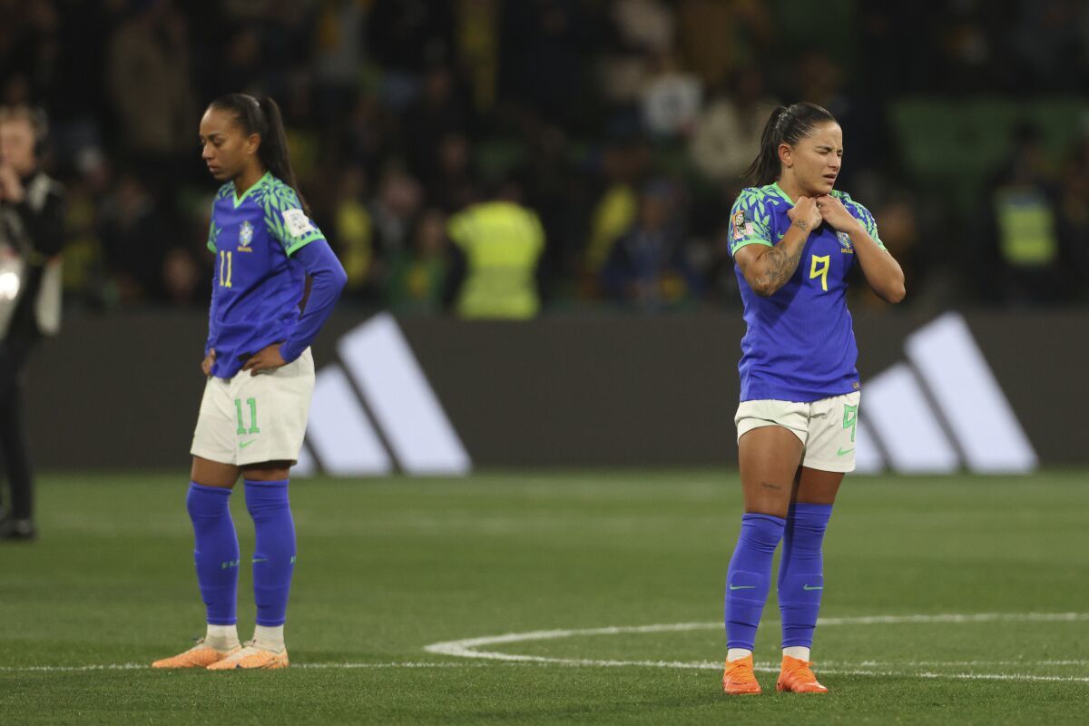 Brasil quedó eliminada del Mundial Femenino, Jamaica sorprendió y avanza junto a Francia a octavos de final 