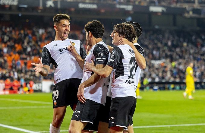 Alaves vs Valencia Prediction, Betting Tips & Odds │13 FEBRUARY, 2022