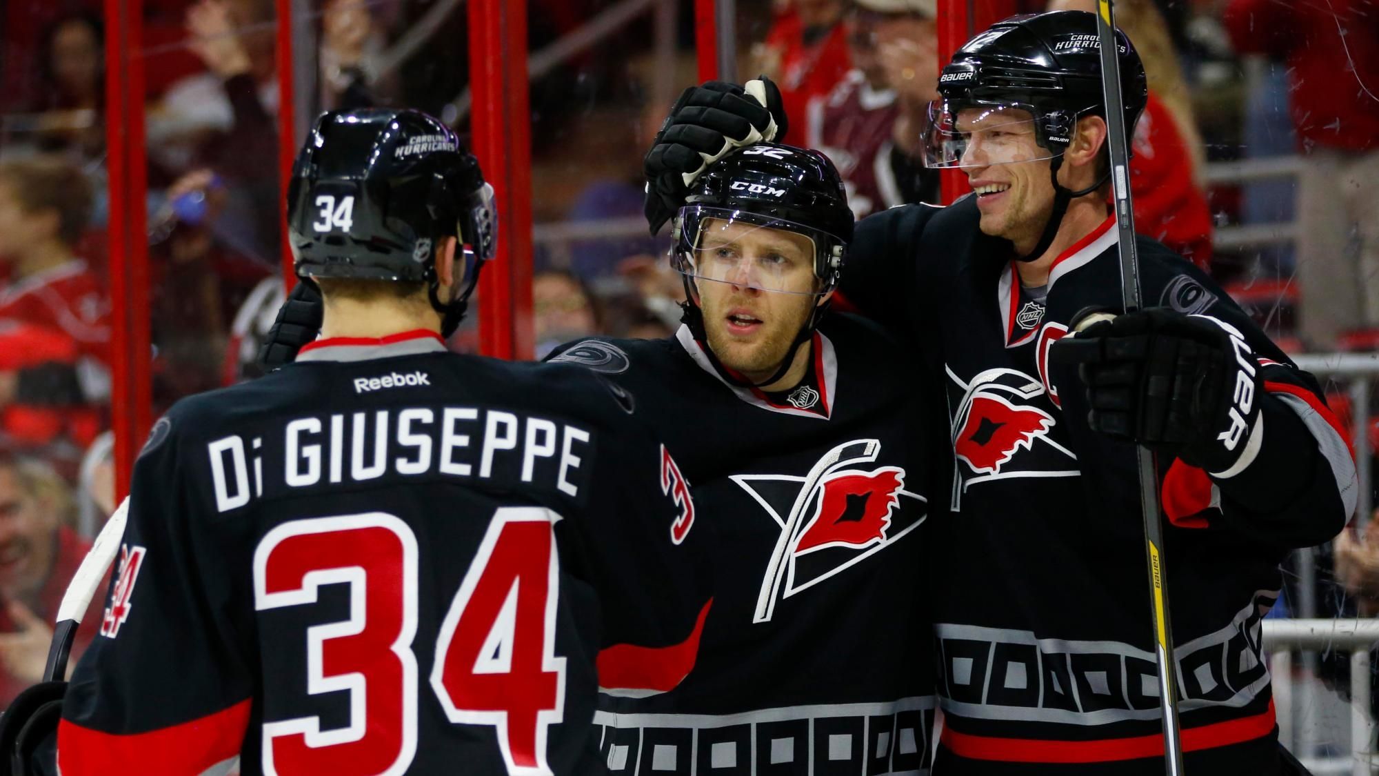 Vegas Golden Knights vs Carolina Hurricanes Prediction, Betting Tips & Odds │2 MARCH, 2023