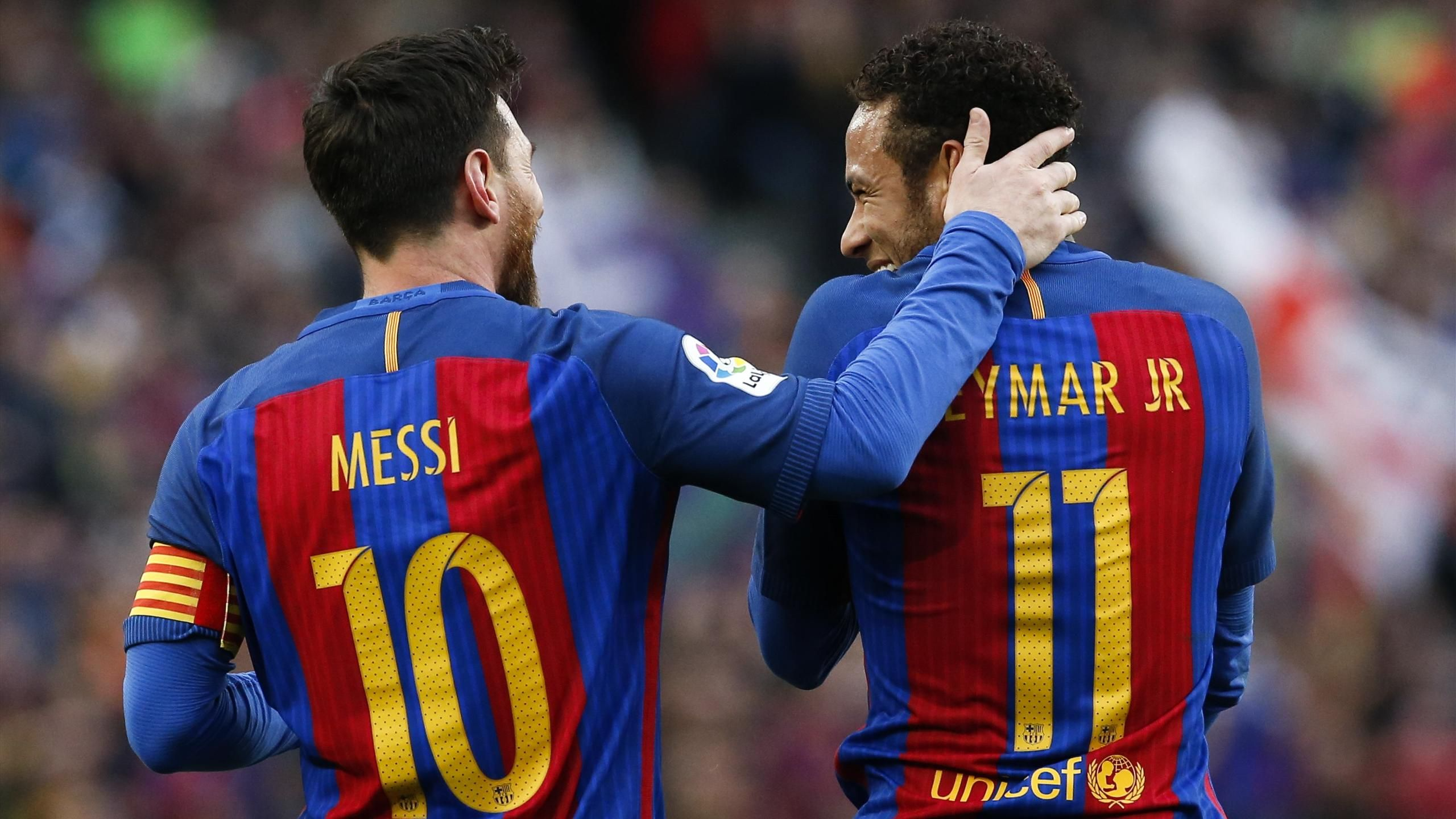 Messi Expresses Support For Injured Neymar