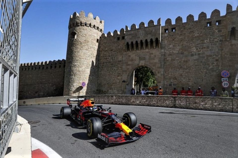 Alonso: &quot;En el GP Formula 1 de Azerbaiyán habrán más banderas rojas y coches de seguridad&quot;