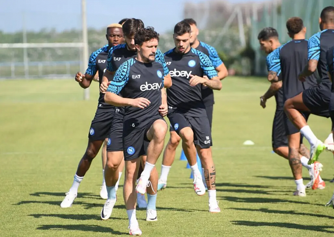 Napoli vs Union Berlin Pronóstico, Apuestas y Cuotas│8 de noviembre de 2023