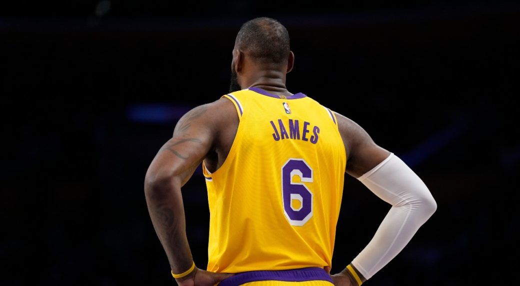 LeBron James está armando un equipo para competir en los Juegos Olímpicos de París 2024