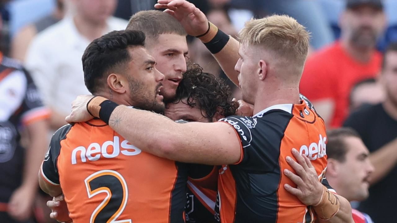 Newcastle Knights vs Wests Tigers Prediction, Betting Tips & Odds | 14 JULY, 2023
