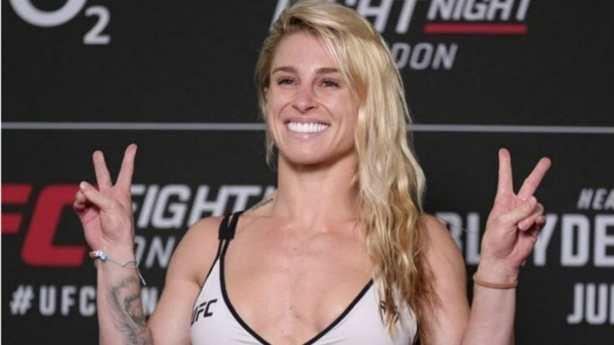 UFC fighter Goldy posted a hot photo in a wet bikini