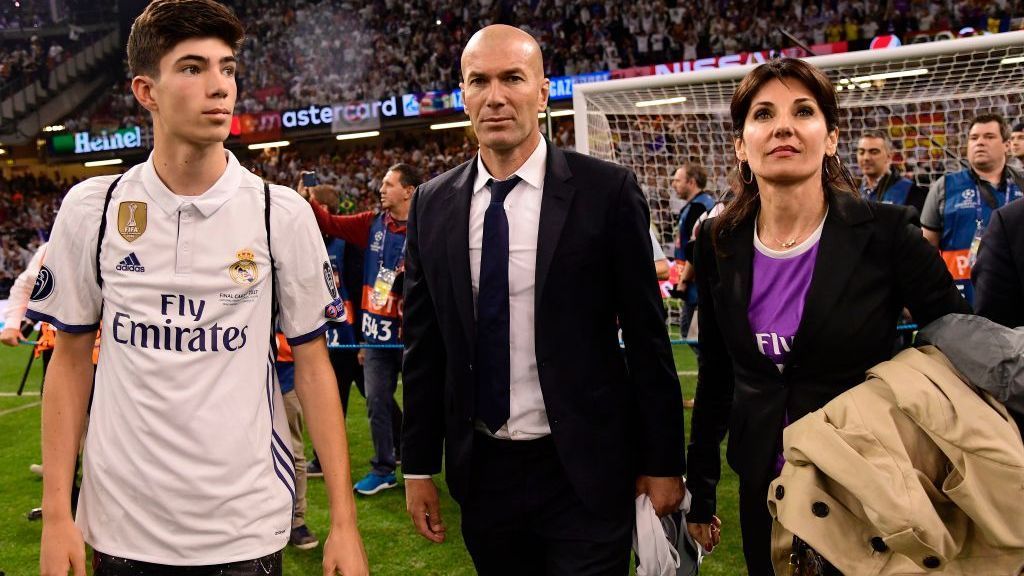 El Real Madrid renovó a Zidane 