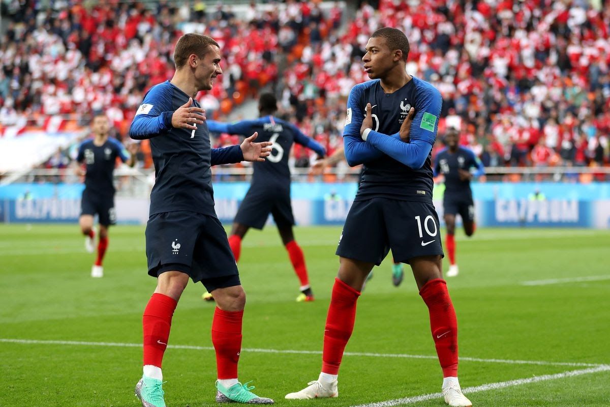 Hernandez's strike gives France win over Belgium