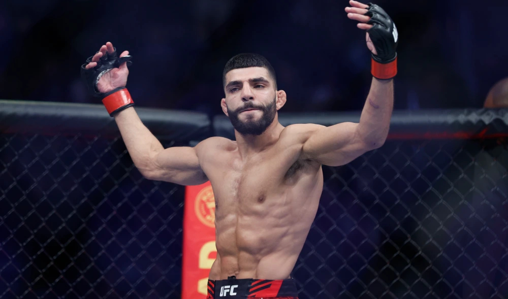 UFC Champion Moreno: Albazi Doesn't Deserve Title Fight