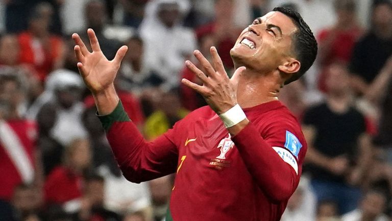 Portugal's head coach Santos calls on everyone to leave Ronaldo alone